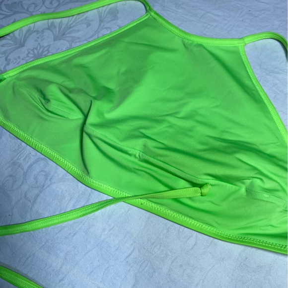 NWT SKIMS Recycled Swim Signature High Neck Top Neon Highlighter Green new tags - Picture 4 of 9